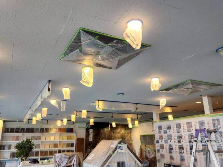 宇多津町で外壁塗装・屋根塗装を行うリメイクハウスの施工風景