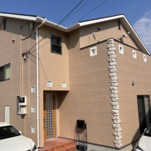 タテイル2で外壁塗装した住宅の完成写真④