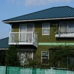 香川県丸亀市で施工したガルバリウム鋼板屋根カバー工法の完成事例