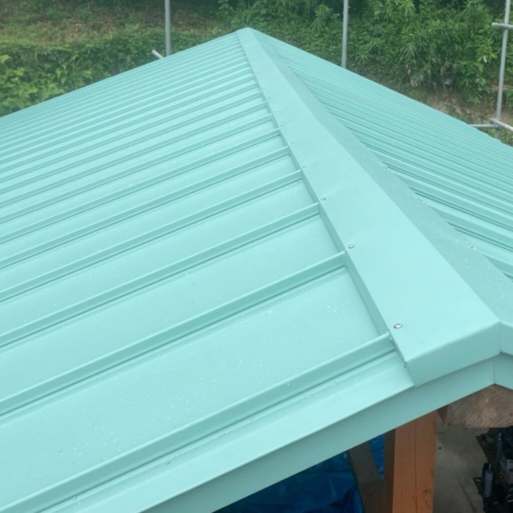 香川県屋根修繕工事葺き替え工事ガルバリウム鋼板立平葺き