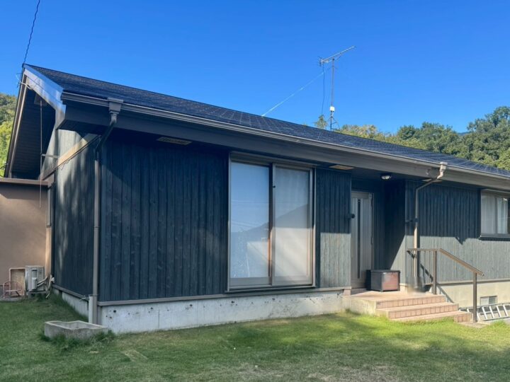 【香川県小豆郡】Y様邸　外壁塗装工事・屋根塗装工事　完成後ブラック系