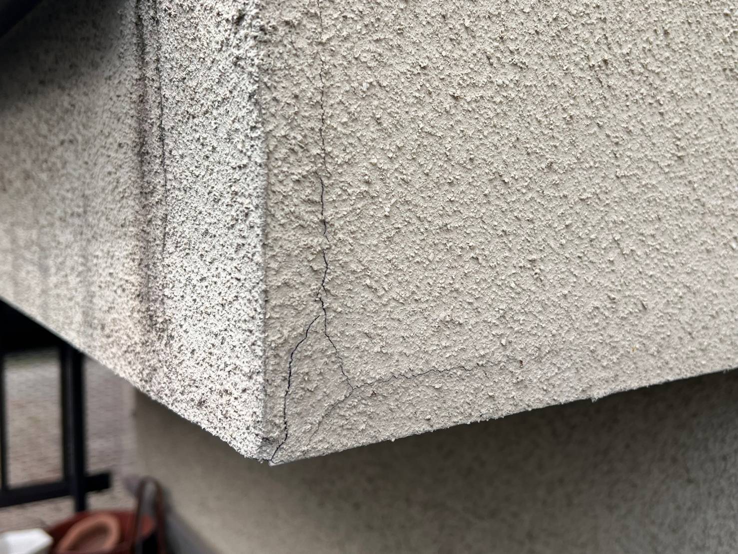 リメイクハウス ムキムキ塗装 モルタル外壁 事例