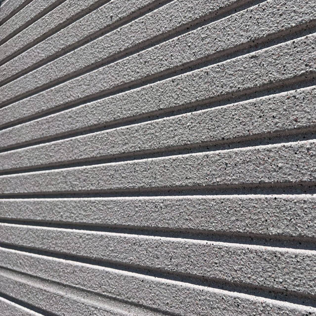 クリスタルアートUV・クリスタルアートセラミックとは？意匠性重視の外壁塗装事例