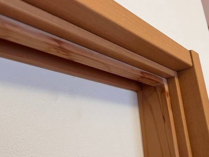 雨漏りの初期症状のシミ