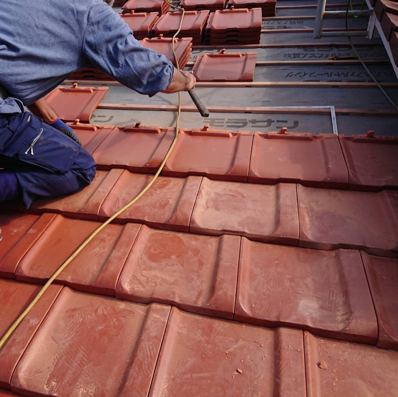 香川県綾歌郡で施工した防災瓦イーグルエクサ葺き替え本体施工工程