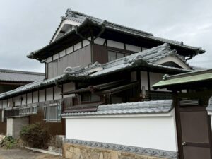 外壁塗装工事足場解体後完工全体写真