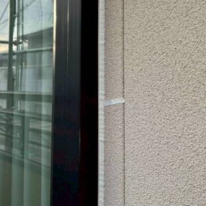 愛媛県四国中央市　外壁 クラック補修