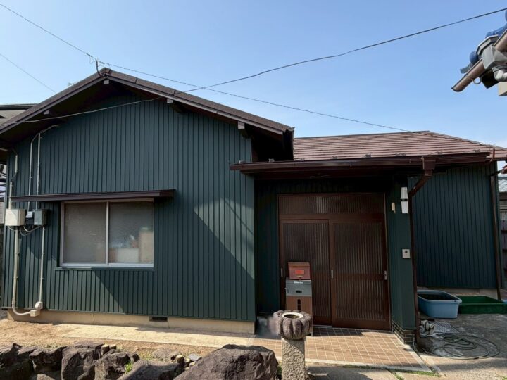 【香川県三豊市】K様邸　外壁改修工事（カバー工法）・屋根葺き替え工事