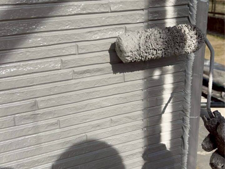 外壁塗装(白い外壁部)