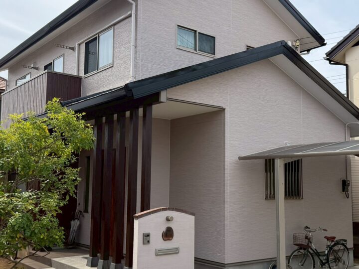 【香川県仲多度郡】Y様邸　外壁塗装工事（ツートンカラー）/屋根塗装工事