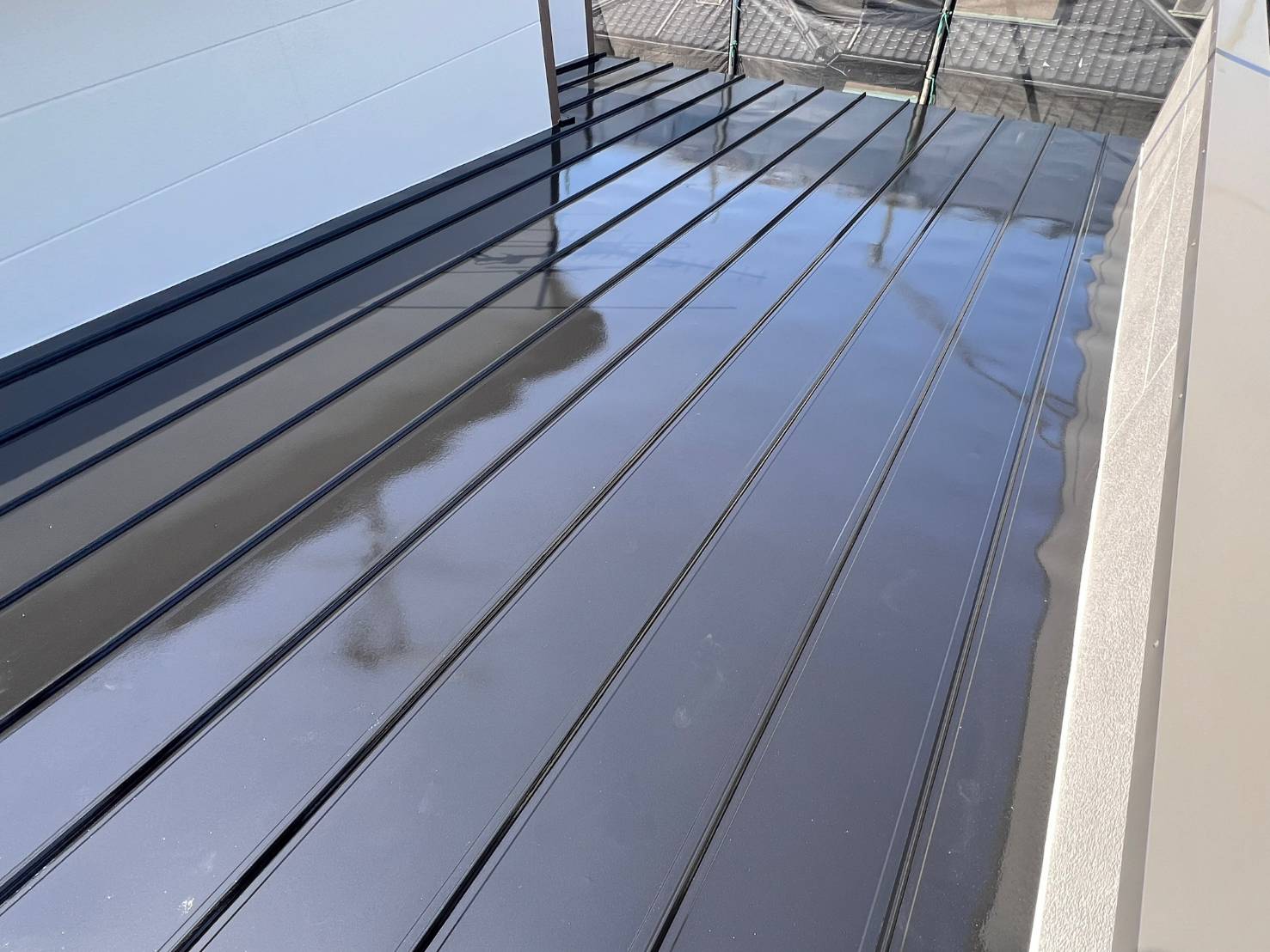 将輝建工・リメイクハウス・ムキムキ塗装　ガルバリウム鋼板施工事例②