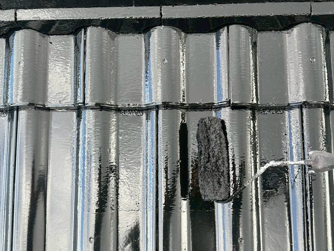 将輝建工・リメイクハウス・ムキムキ塗装　屋根塗装①