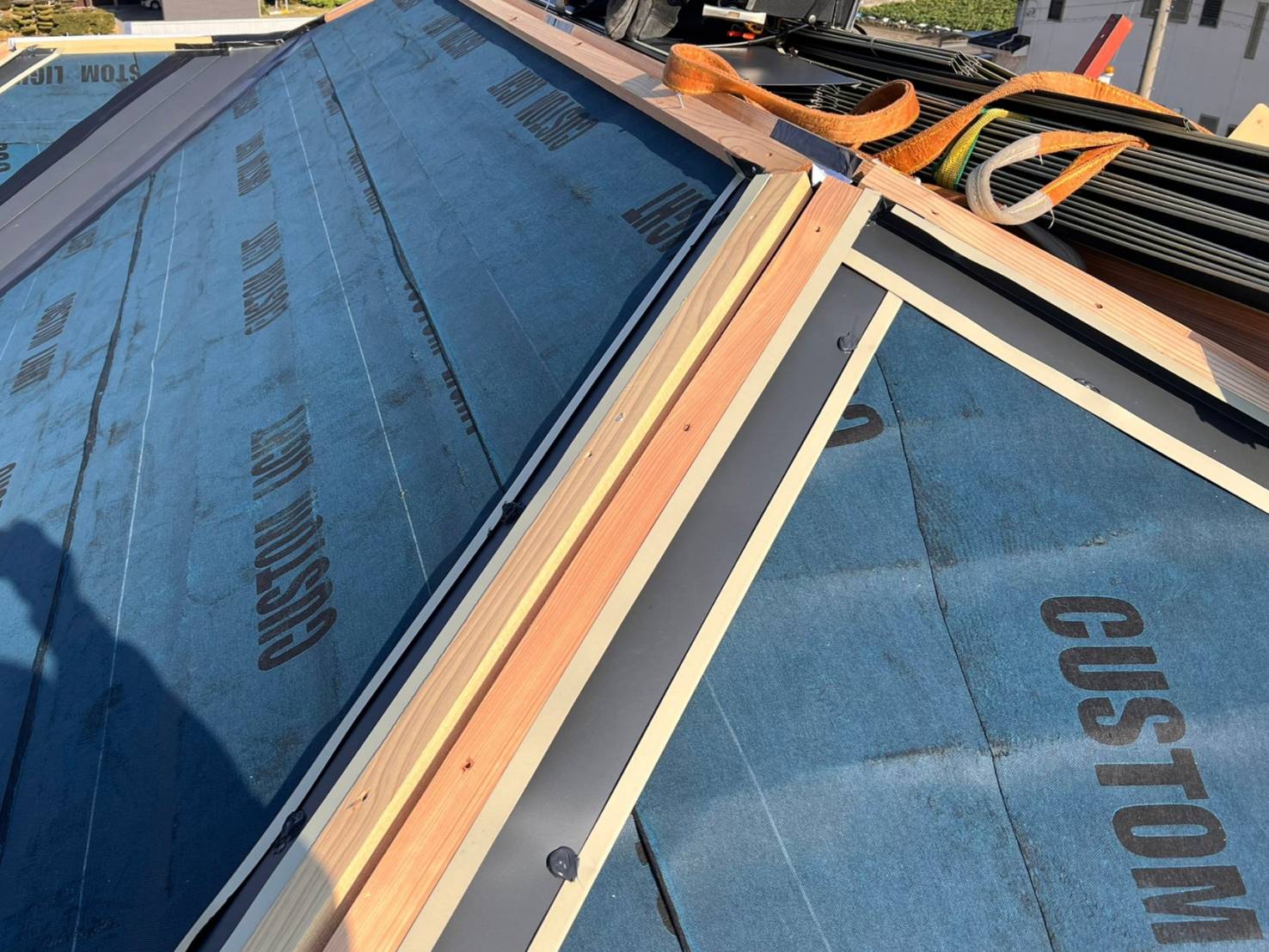 塗装工事できない屋根材パミール　香川県愛媛県　カバー工法事例