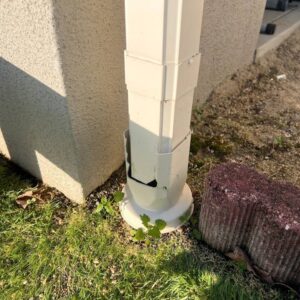 外壁塗装と一緒に行った雨樋補修工事の施工前