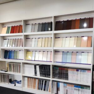 アステックペイント塗料の塗板サンプルで確認する外壁塗装の色
