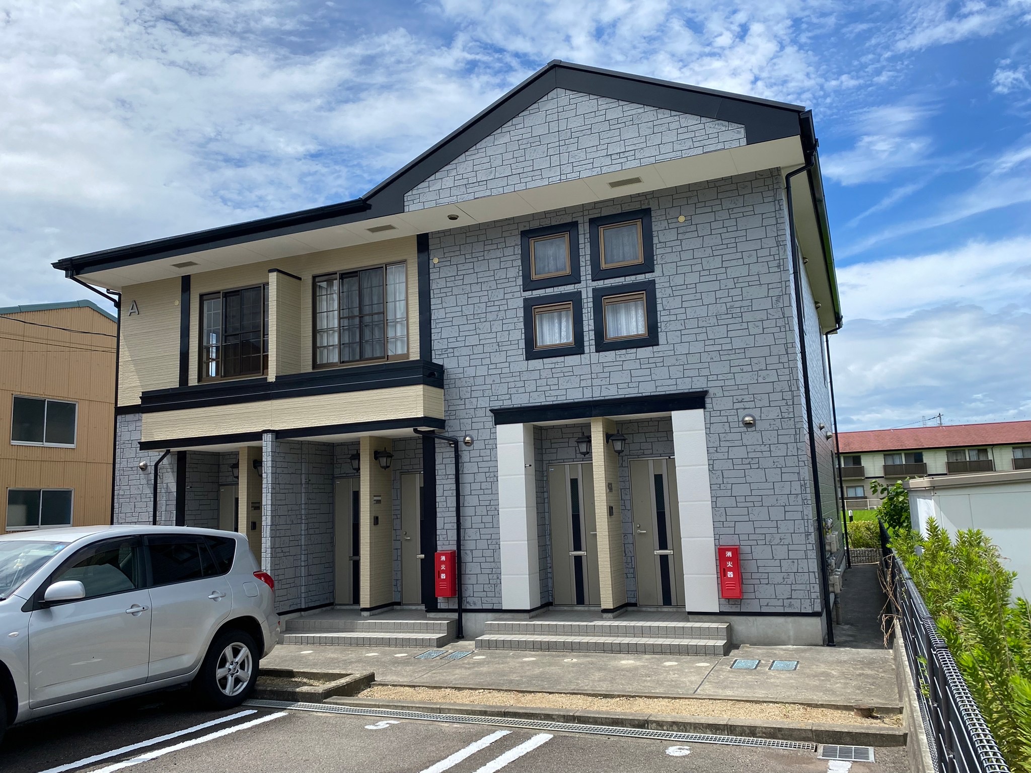 アパートの塗装もお任せください！建物の美観と大切な外壁を守る塗装リフォーム