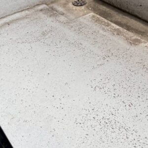 FRP防水工事工程① 現地調査にて劣化状況を確認する