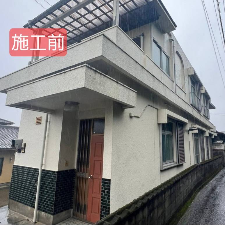 愛媛県四国中央市　F様邸　外壁塗装工事ツートンカラー　ビフォー写真①