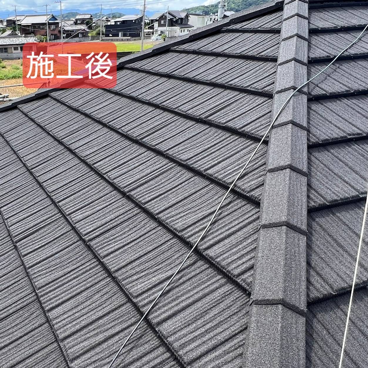 香川県三豊市　S様邸　屋根カバールーフ工事(ジンカリウム鋼板)　完成後②